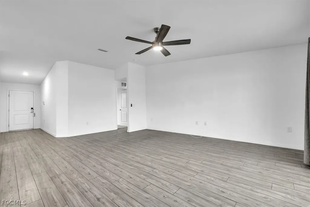 2816 NW 8th Place Cape Coral FL 33993