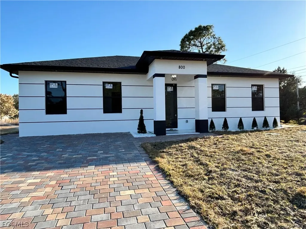 800 E 5th Street Lehigh Acres FL 33972