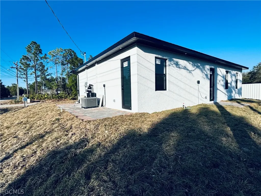 800 E 5th Street Lehigh Acres FL 33972