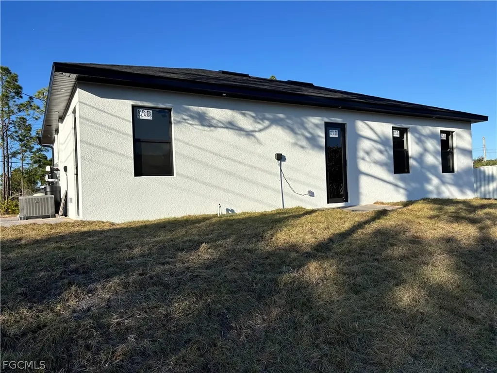 800 E 5th Street Lehigh Acres FL 33972