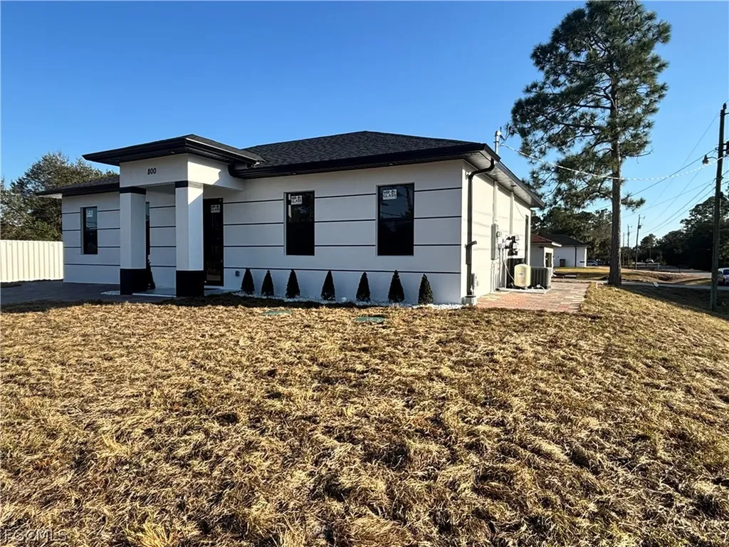 800 E 5th Street Lehigh Acres FL 33972