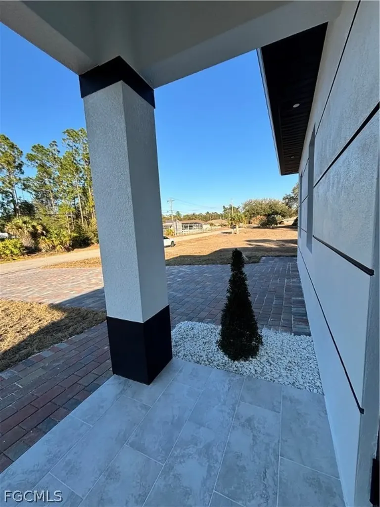 800 E 5th Street Lehigh Acres FL 33972