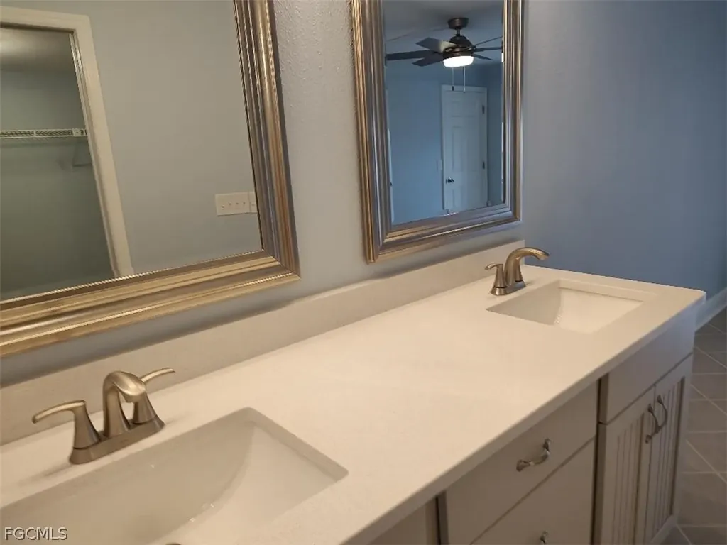4928 Vincennes Street Cape Coral FL 33904