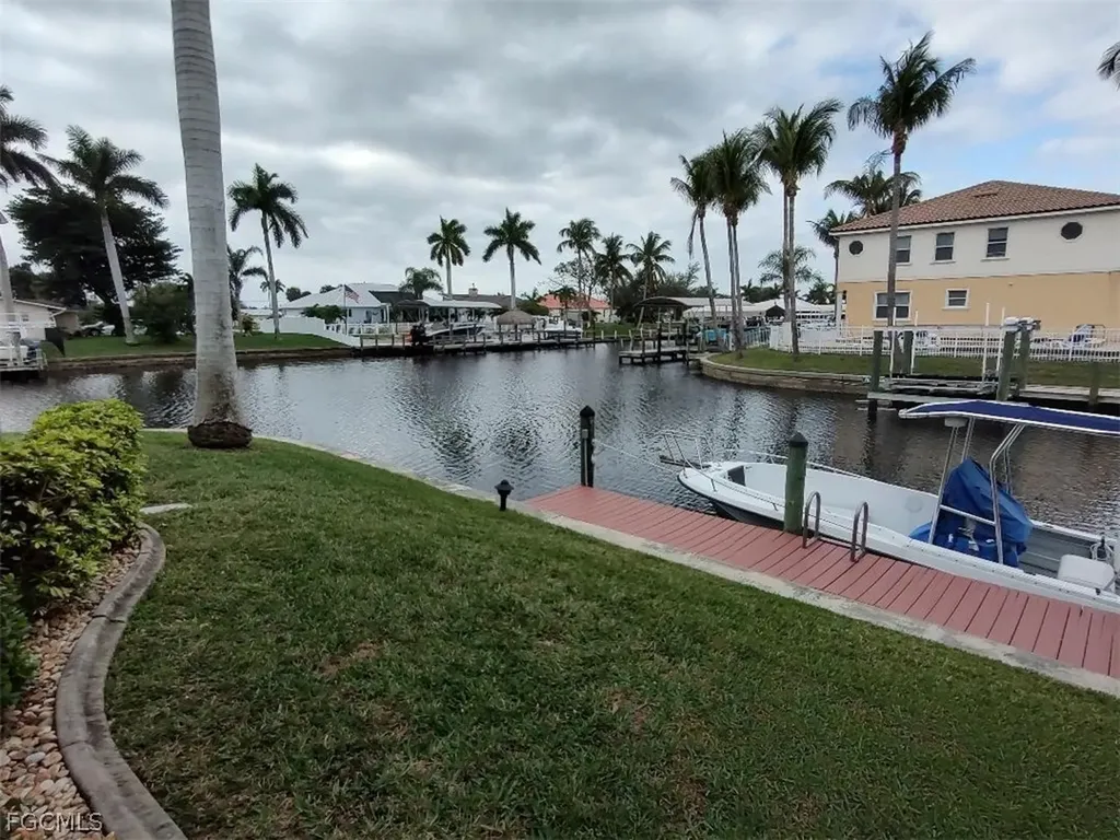 4928 Vincennes Street Cape Coral FL 33904