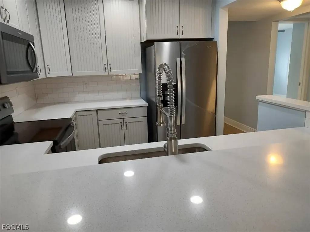 4928 Vincennes Street Cape Coral FL 33904