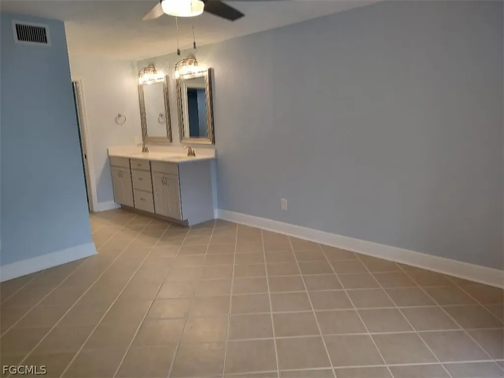 4928 Vincennes Street Cape Coral FL 33904