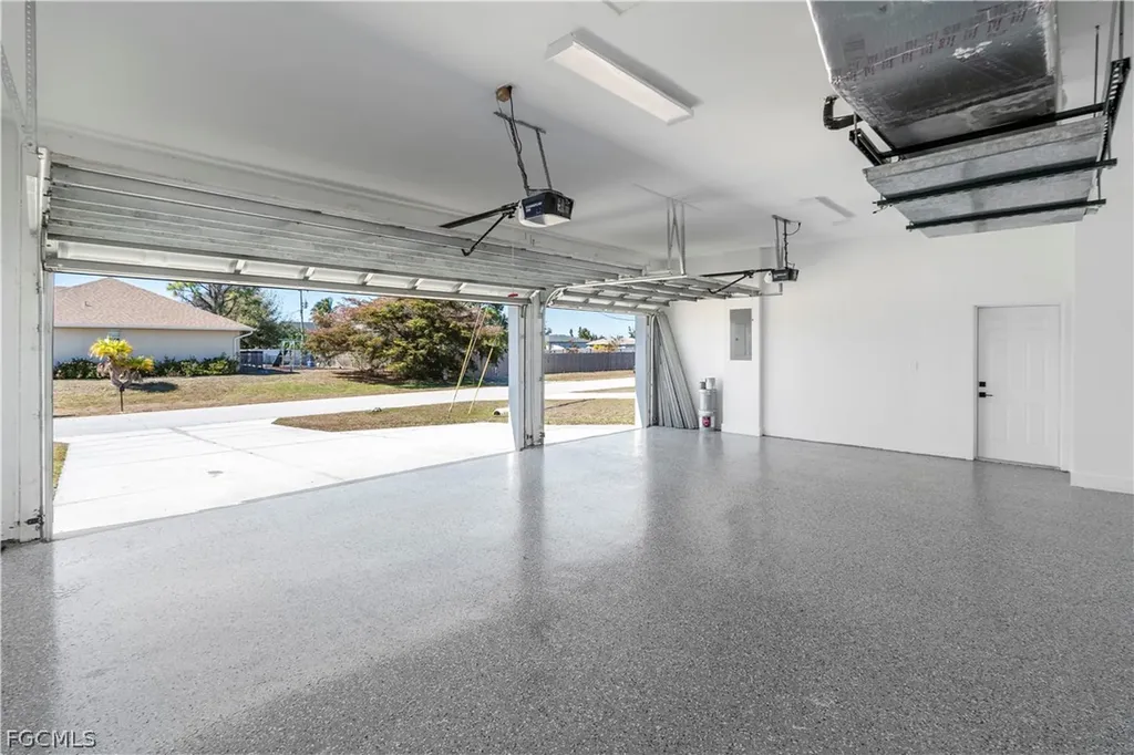 401 NW 27th Avenue Cape Coral FL 33993