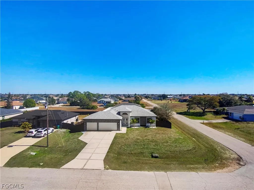 401 NW 27th Avenue Cape Coral FL 33993