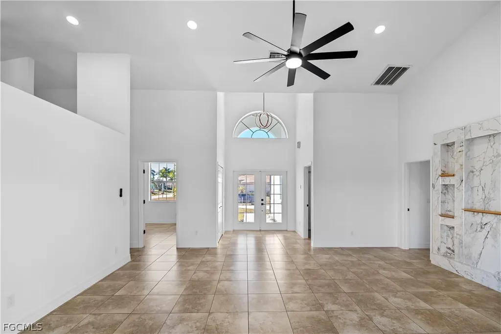 401 NW 27th Avenue Cape Coral FL 33993
