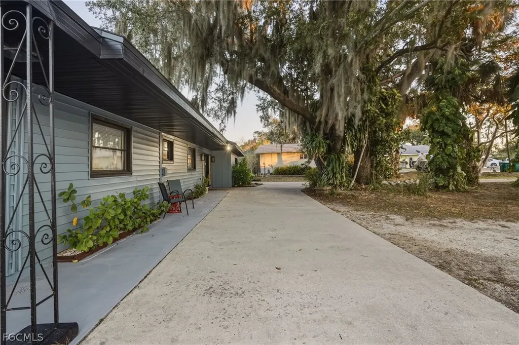 5700 Oakview Lane Punta Gorda FL 33950