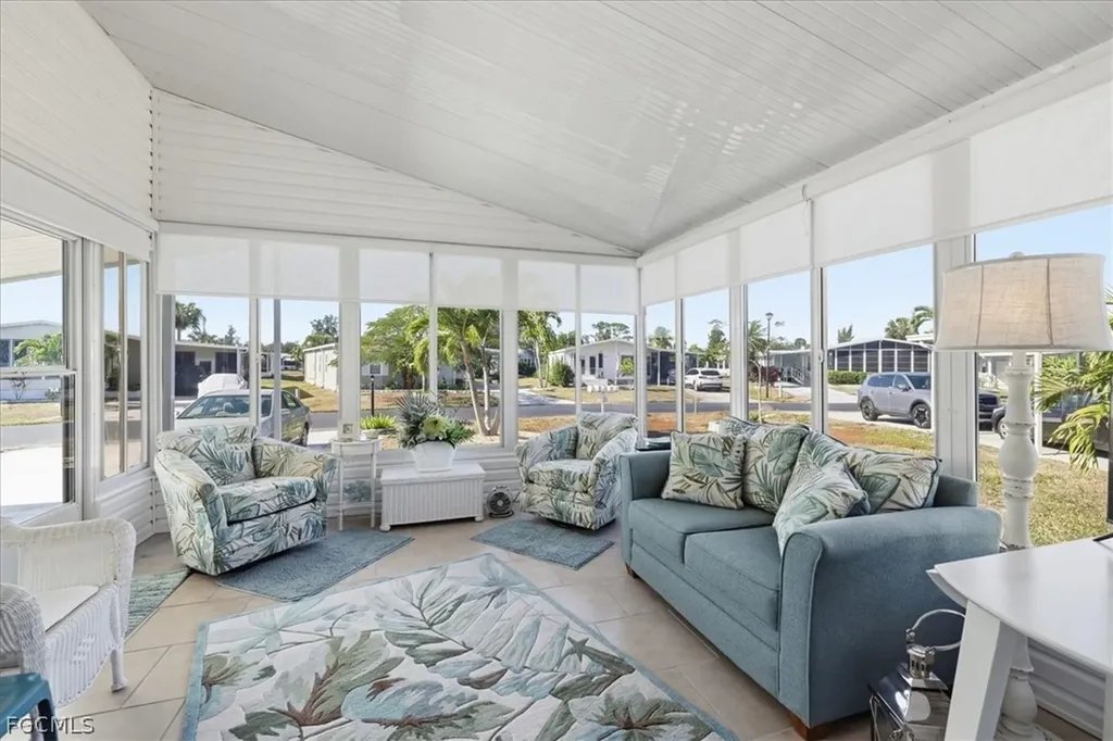 16235 Charleston Avenue Fort Myers FL 33908