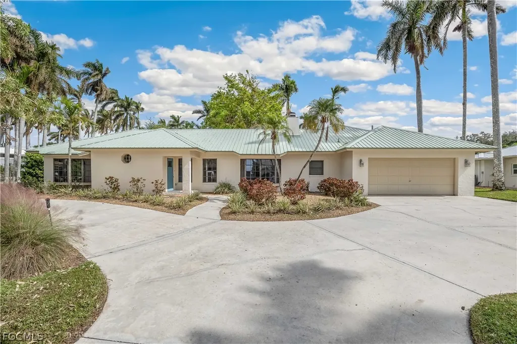 3209 W Riverside Drive Fort Myers FL 33901