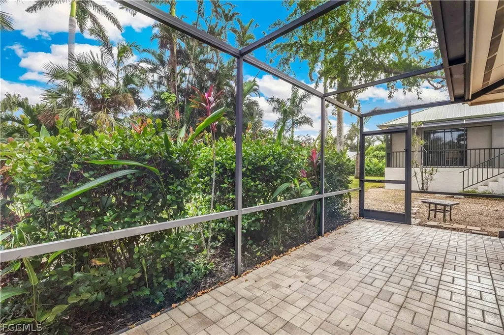 3209 W Riverside Drive Fort Myers FL 33901