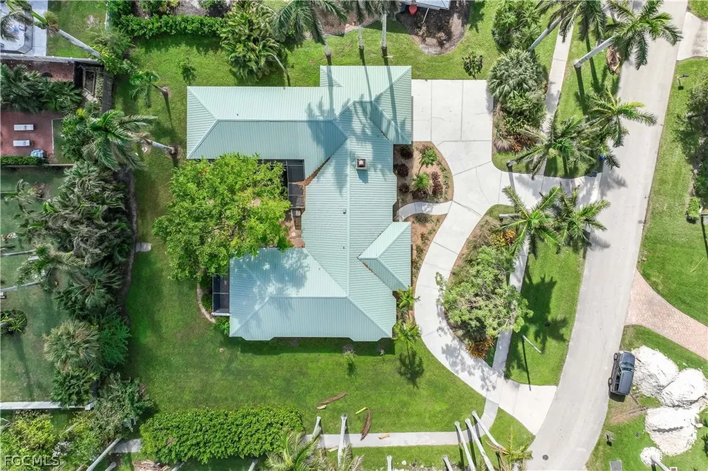 3209 W Riverside Drive Fort Myers FL 33901