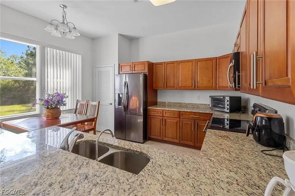 2557 Keystone Lake Drive Cape Coral FL 33909