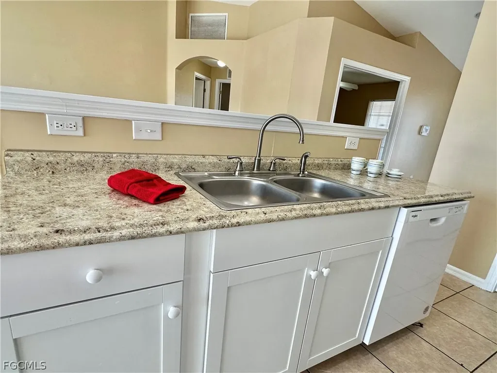 2015 Xelda Avenue N Lehigh Acres FL 33971