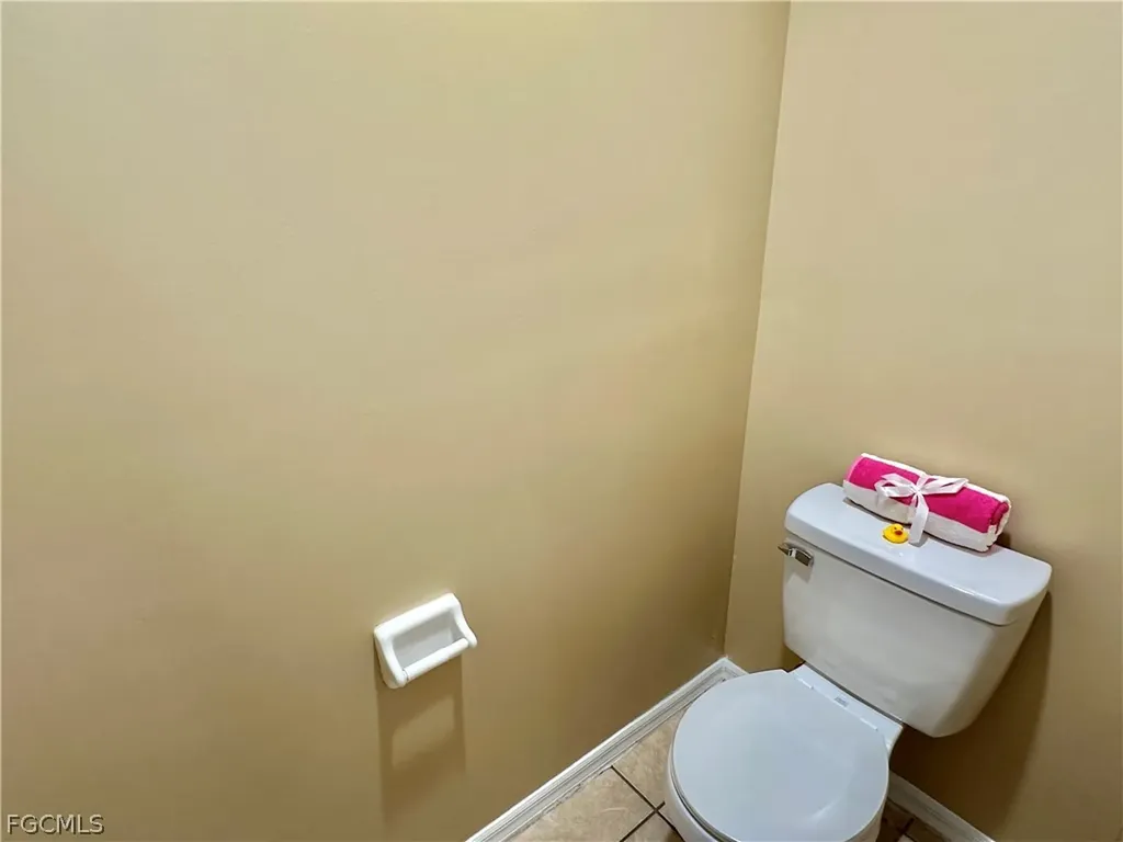 2015 Xelda Avenue N Lehigh Acres FL 33971