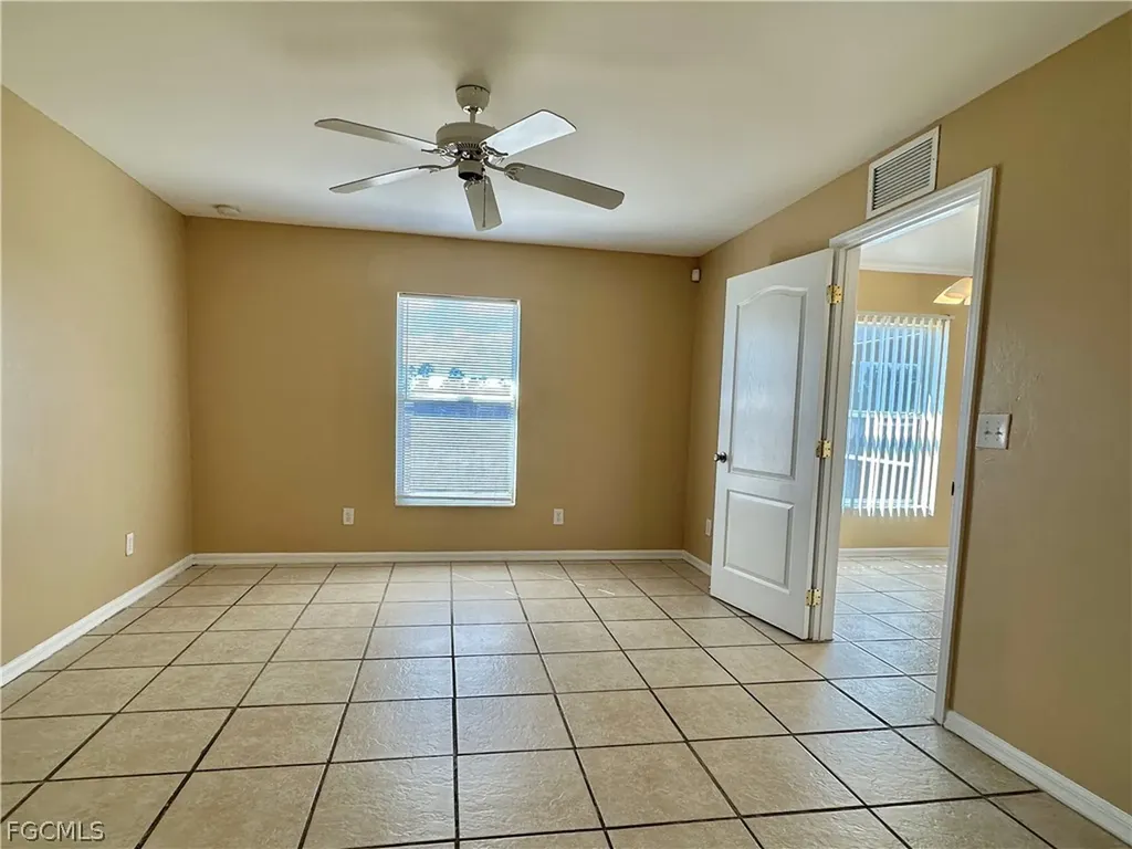 2015 Xelda Avenue N Lehigh Acres FL 33971