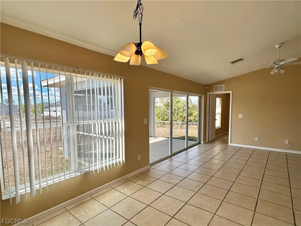 2015 Xelda Avenue N Lehigh Acres FL 33971