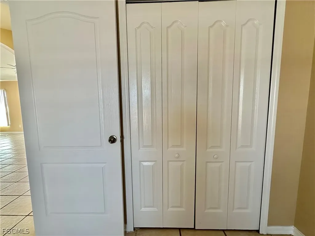 2015 Xelda Avenue N Lehigh Acres FL 33971