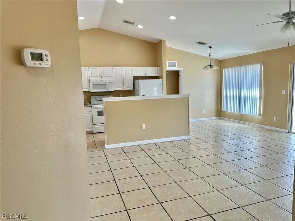 2015 Xelda Avenue N Lehigh Acres FL 33971