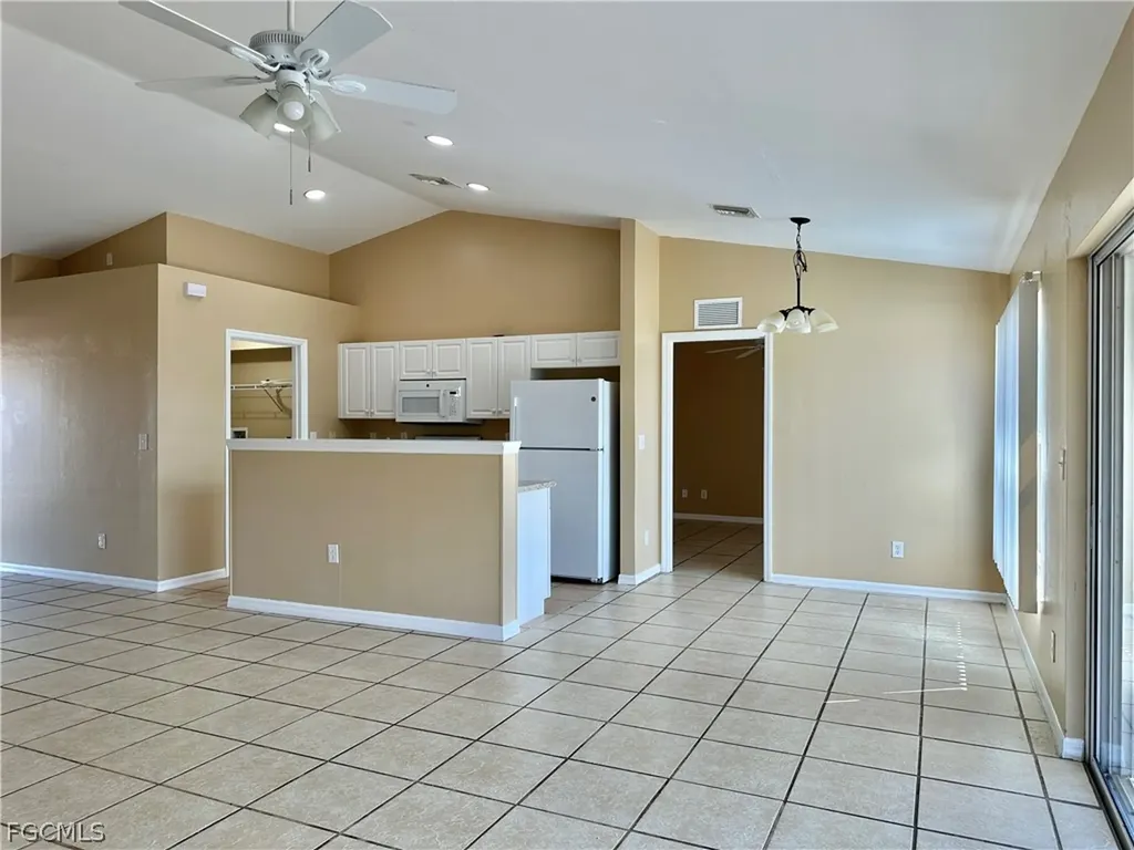 2015 Xelda Avenue N Lehigh Acres FL 33971