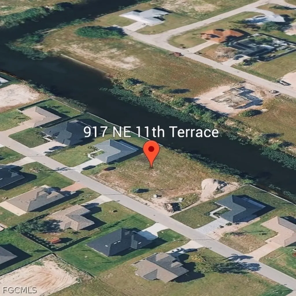 917 NE 11th Terrace Cape Coral FL 33909