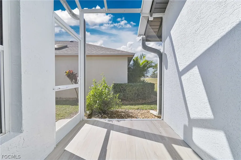 20844 Country Barn Drive Estero FL 33928
