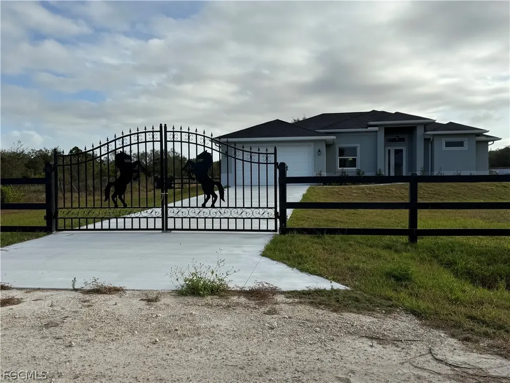 665 N Olivo Street Clewiston FL 33440