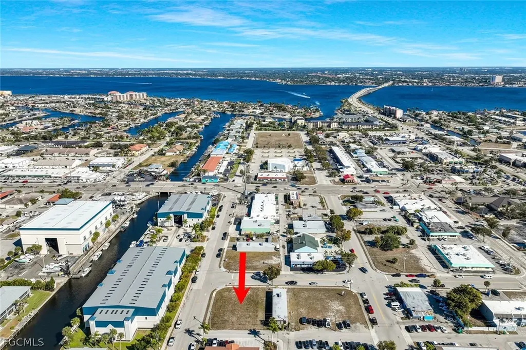 4632 SE 15th Avenue Cape Coral FL 33904