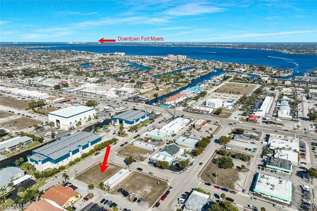 4632 SE 15th Avenue Cape Coral FL 33904