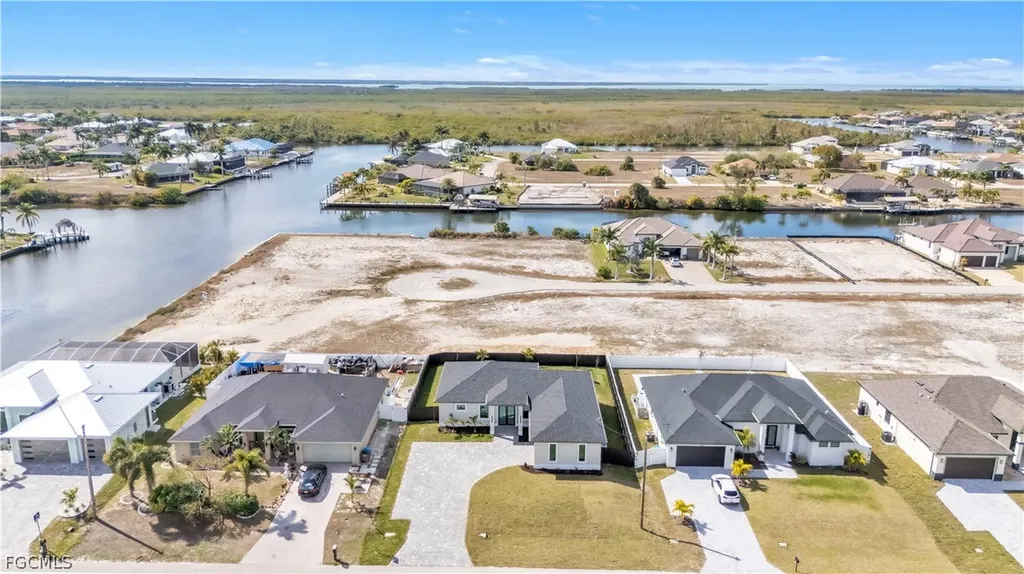 1420 Old Burnt Store Road N Cape Coral FL 33993