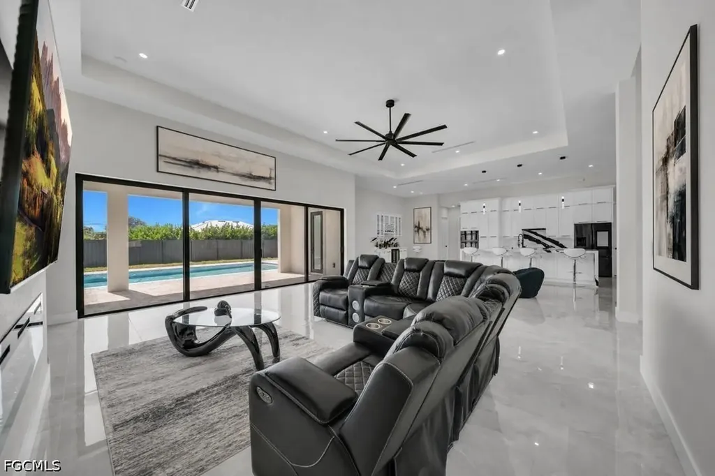 302 El Dorado Boulevard N Cape Coral FL 33993