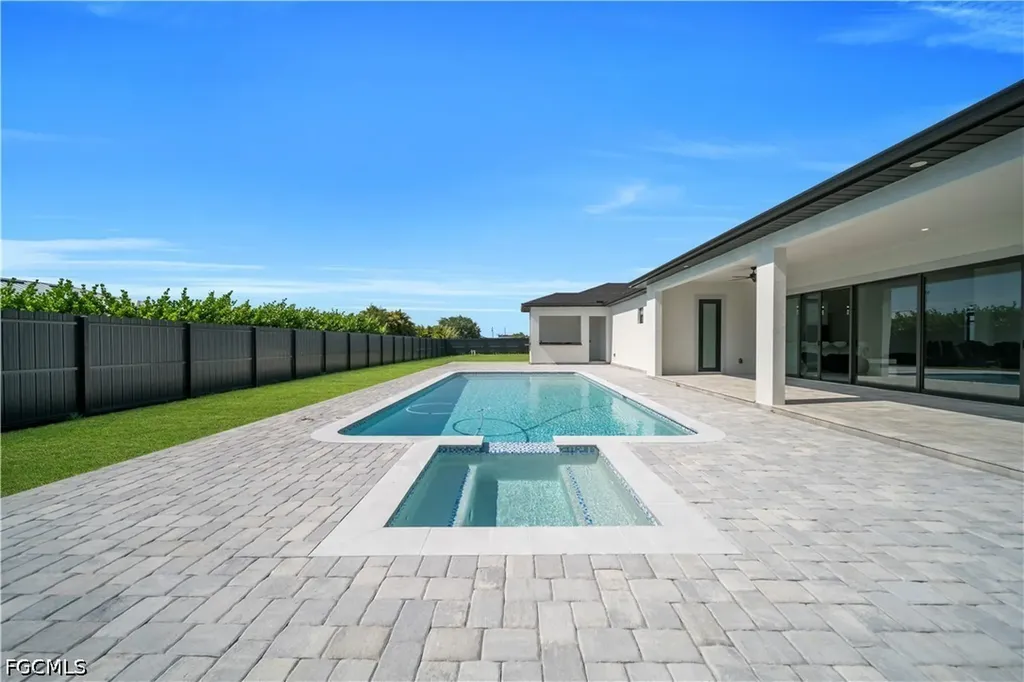 302 El Dorado Boulevard N Cape Coral FL 33993