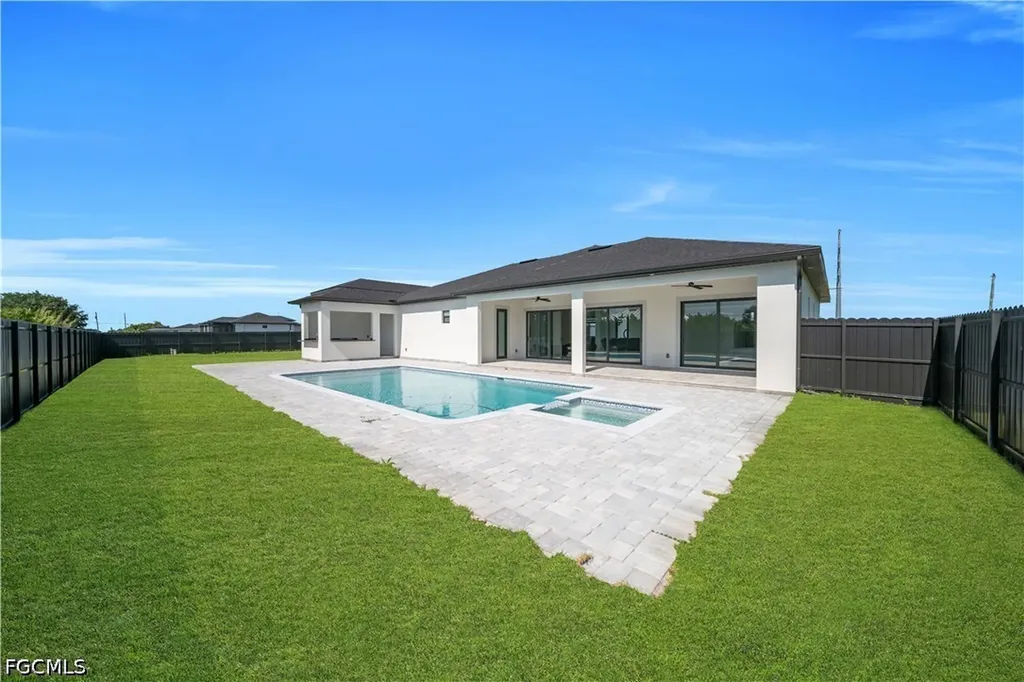 302 El Dorado Boulevard N Cape Coral FL 33993