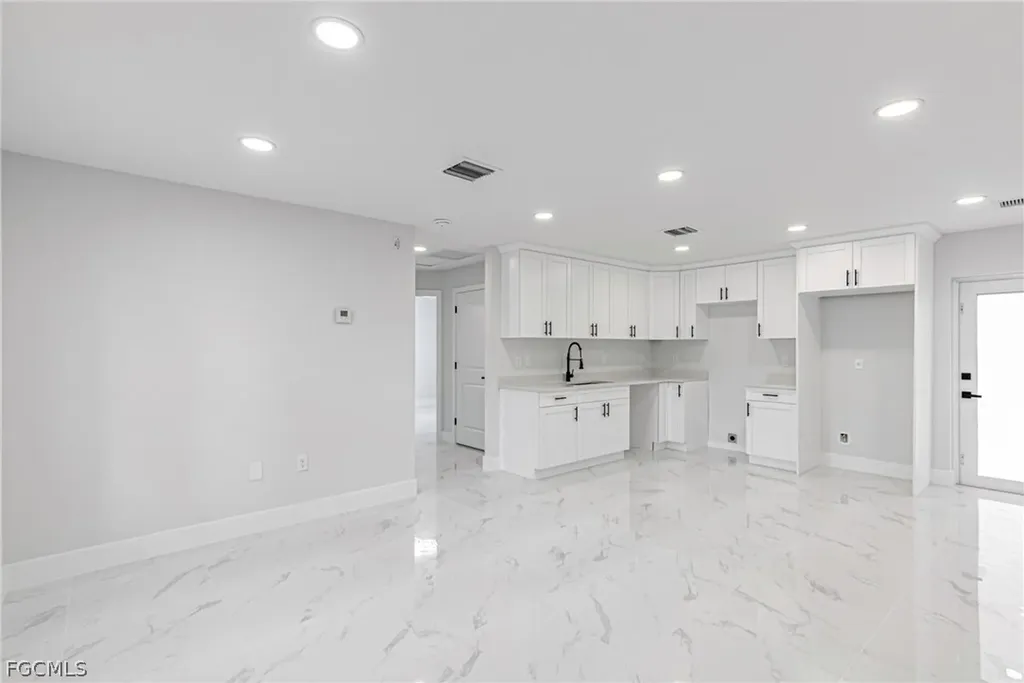 1120 Ravenswood Street E Lehigh Acres FL 33974