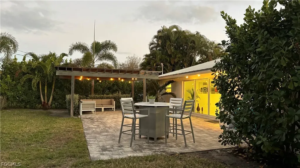 1357 Kingswood Court Fort Myers FL 33919