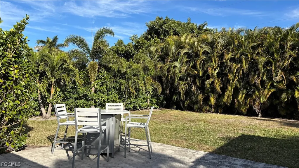 1357 Kingswood Court Fort Myers FL 33919