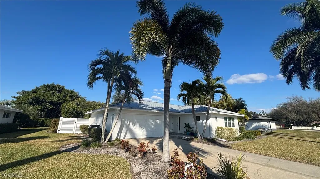 1357 Kingswood Court Fort Myers FL 33919