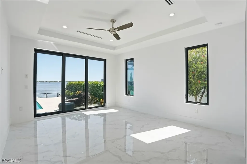 5735 Riverside Drive Cape Coral FL 33904