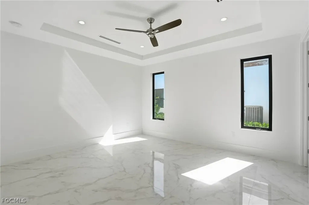 5735 Riverside Drive Cape Coral FL 33904