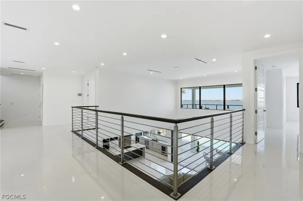 5735 Riverside Drive Cape Coral FL 33904