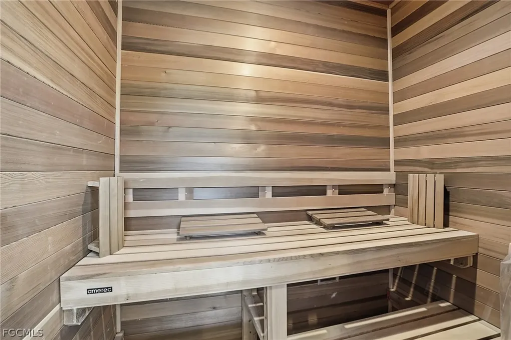 5735 Riverside Drive Cape Coral FL 33904