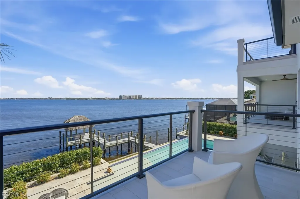 5735 Riverside Drive Cape Coral FL 33904