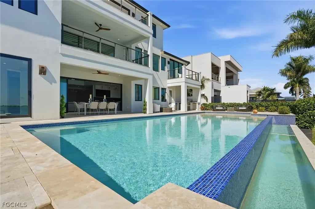 5735 Riverside Drive Cape Coral FL 33904