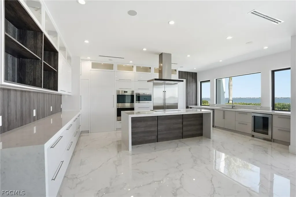 5735 Riverside Drive Cape Coral FL 33904