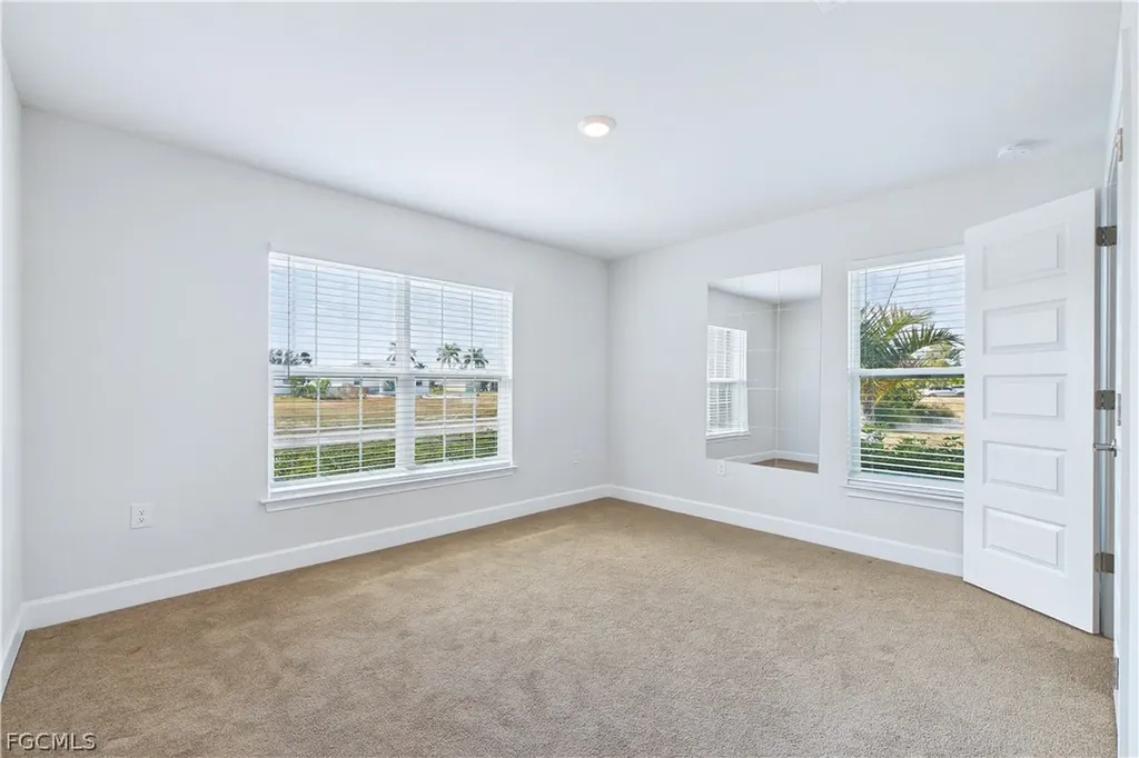 2807 NW 5th Street Cape Coral FL 33993