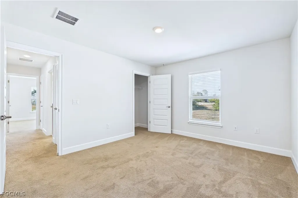 2807 NW 5th Street Cape Coral FL 33993
