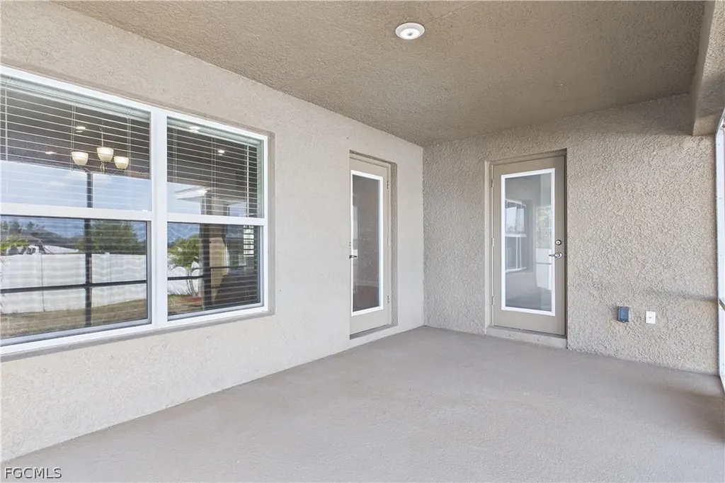2807 NW 5th Street Cape Coral FL 33993