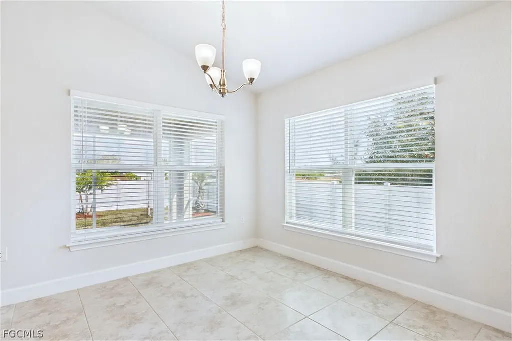 2807 NW 5th Street Cape Coral FL 33993